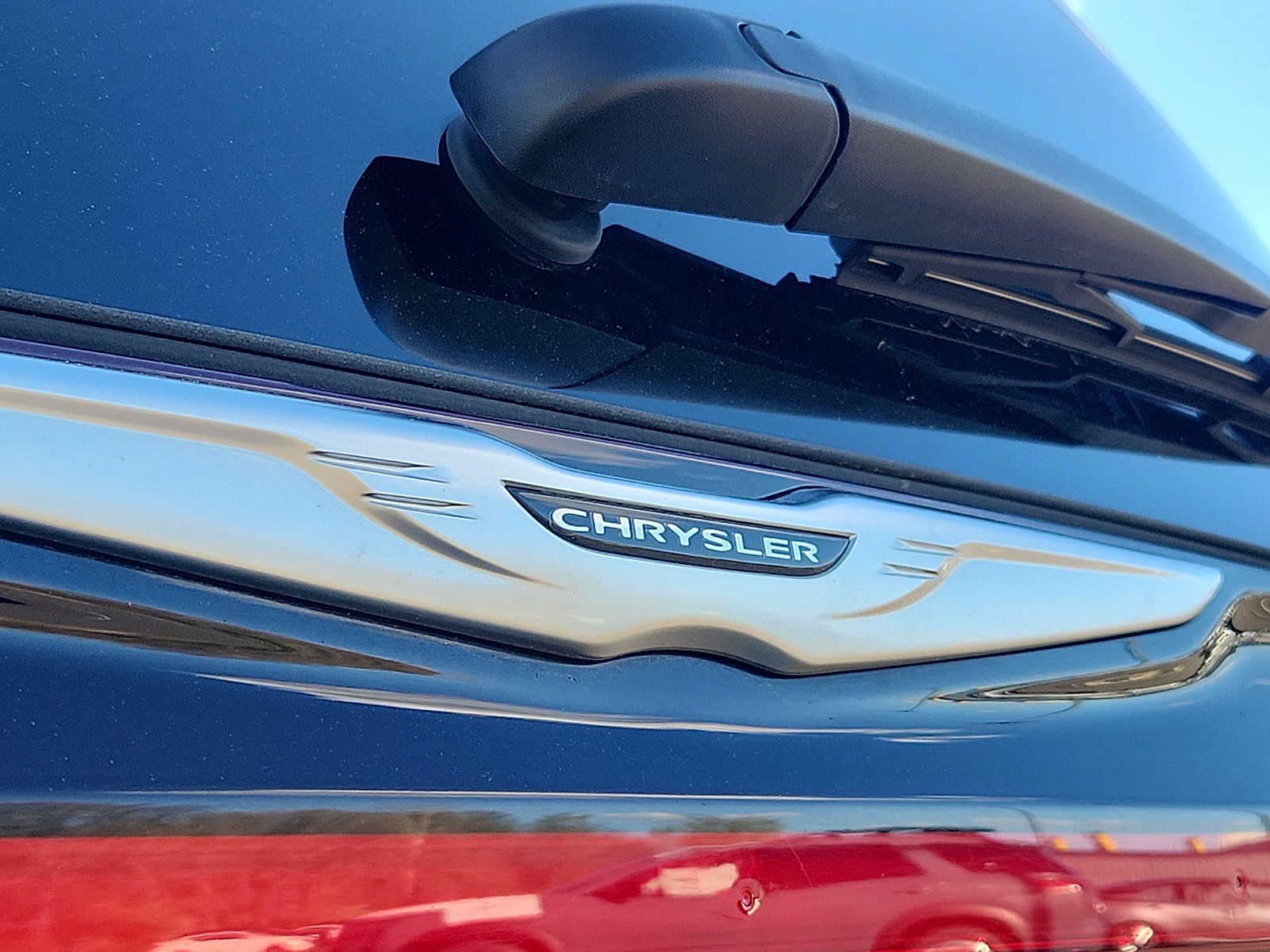 Used 2024 Chrysler Pacifica Touring-L FWD image 29