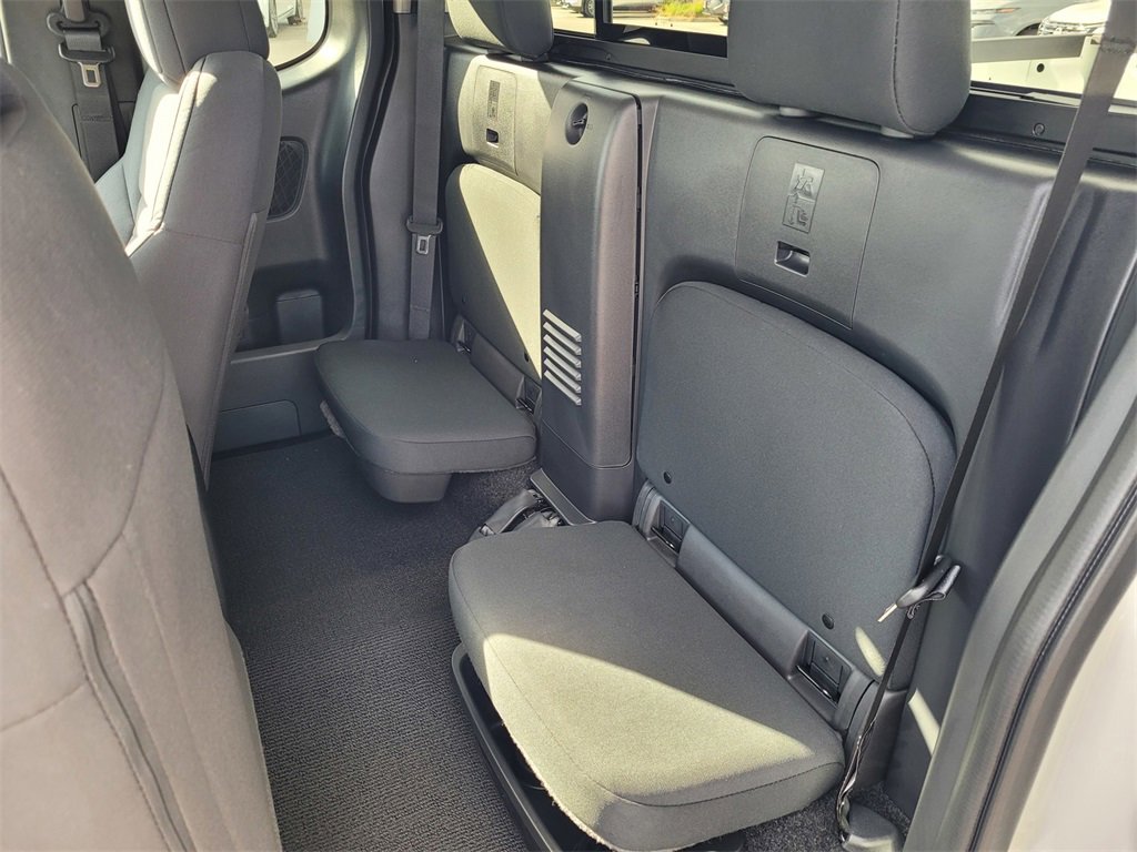 New 2026 Nissan Frontier S image 6