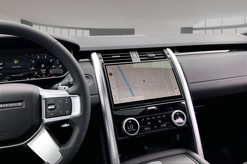 New 2026 Land Rover Discovery S AWD/4WD image 6