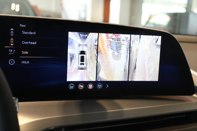 New 2027 Cadillac Vistiq Luxury AWD/4WD image 19