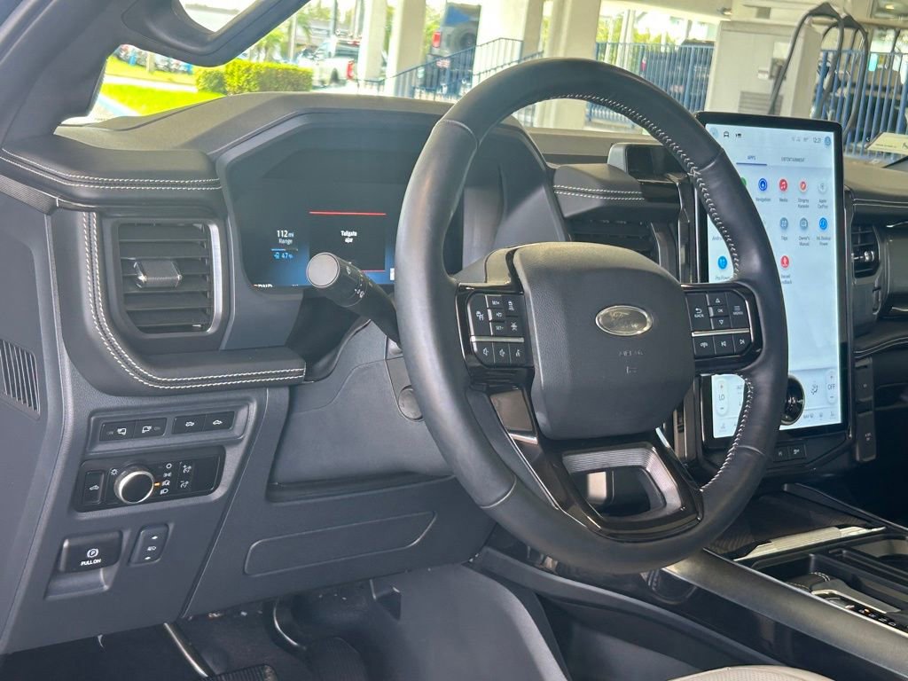 Used 2023 Ford F150 Lightning Platinum image 39