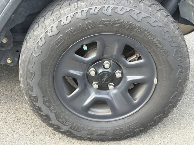 Used 2019 Jeep Wrangler Unlimited Sport AWD/4WD image 8