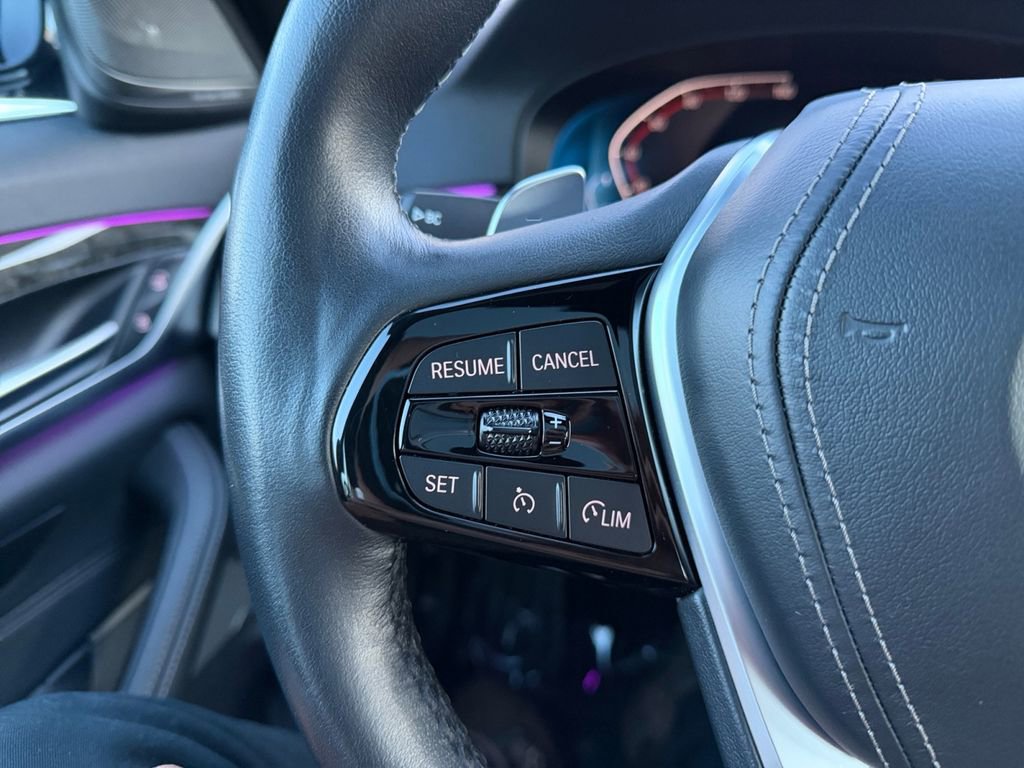 Used 2022 BMW 530i xDrive w/ Premium Package image 22