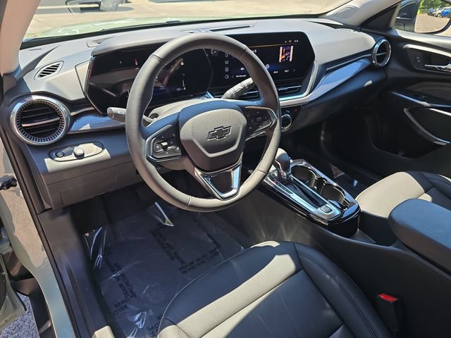 Used 2026 Chevrolet Trax ACTIV w/ Sunroof Package FWD image 20