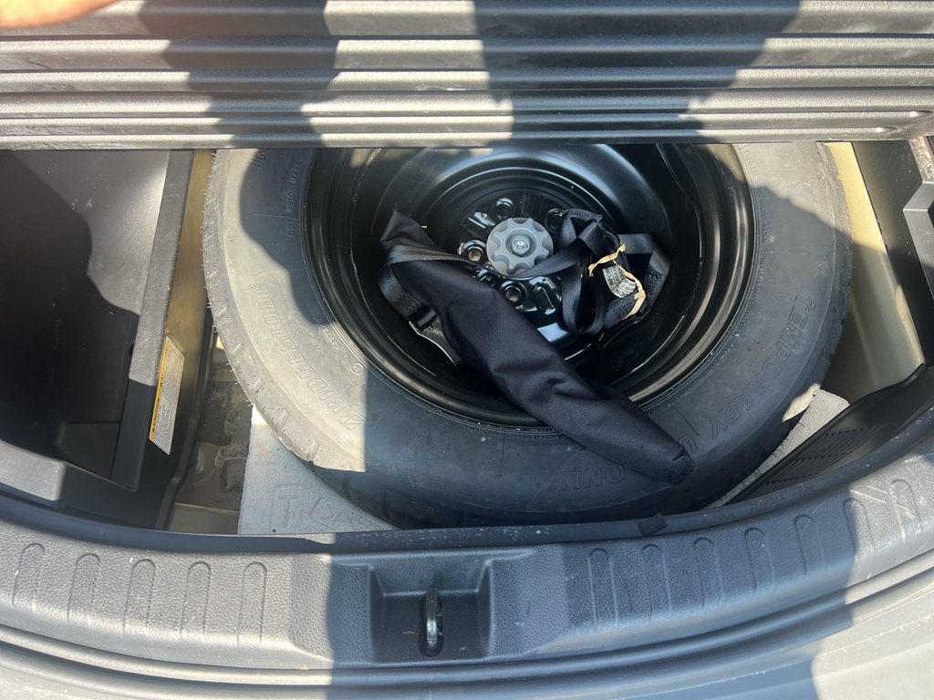 Used 2014 Toyota RAV4 XLE FWD image 8