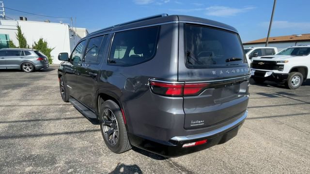 Used 2023 Jeep Wagoneer Series III w/ Preferred Equipment Group AWD/4WD image 8