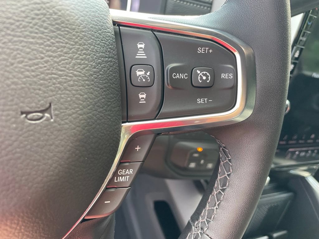 New 2026 RAM 2500 Laramie AWD/4WD image 30
