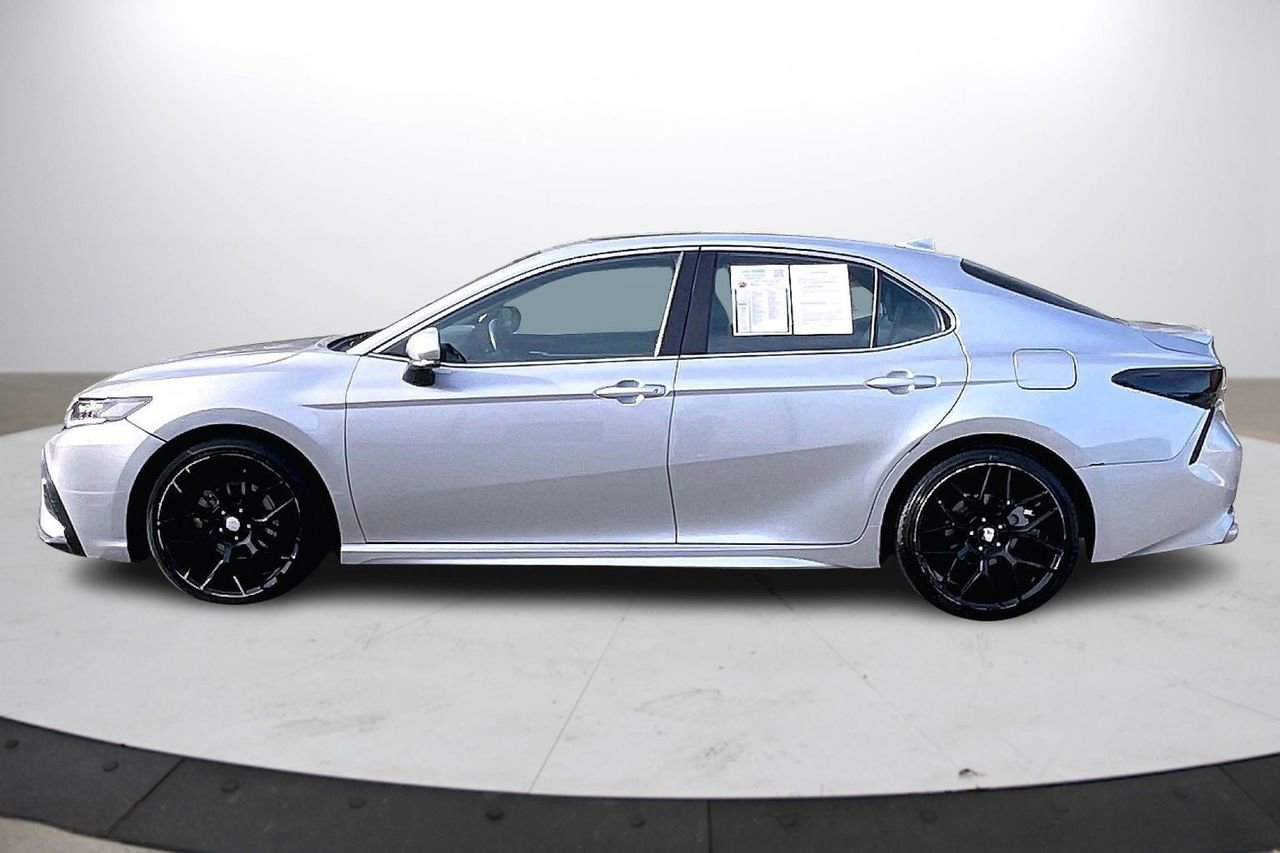 Used 2021 Toyota Camry SE image 6