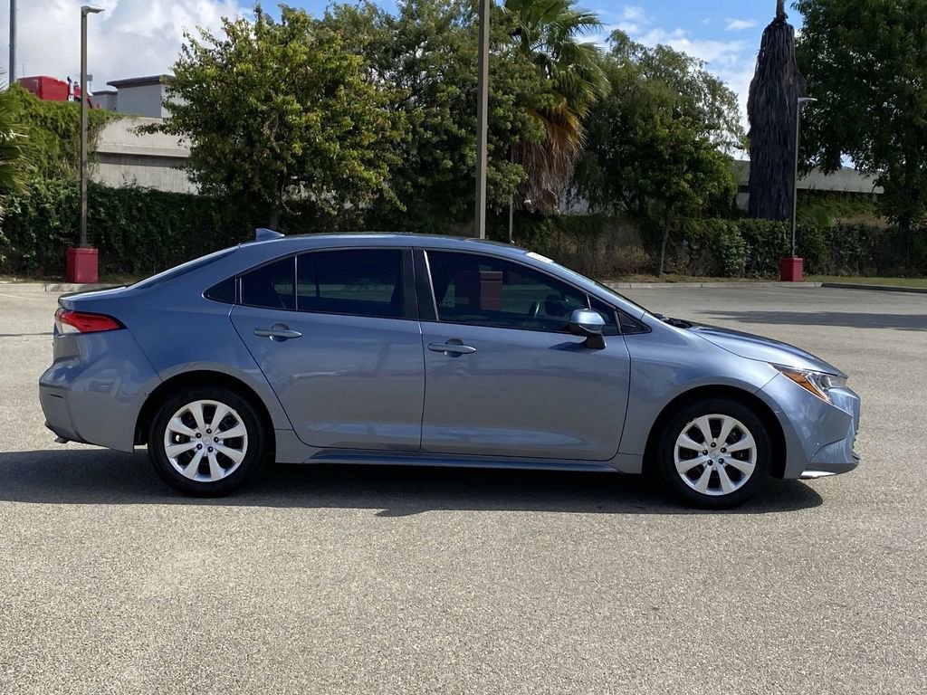 Certified 2025 Toyota Corolla LE FWD image 43