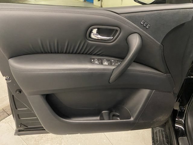 Used 2024 Nissan Armada SL w/ Midnight Edition Package AWD/4WD image 27