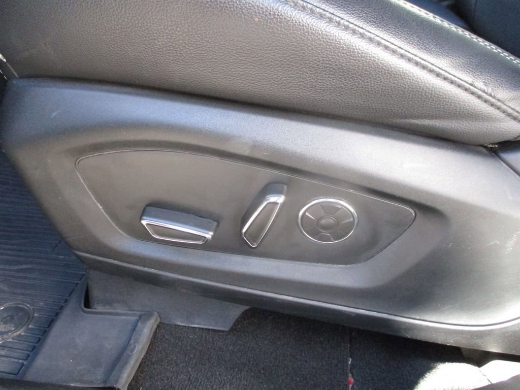 Used 2020 Ford Explorer ST w/ Premium Technology Package image 24