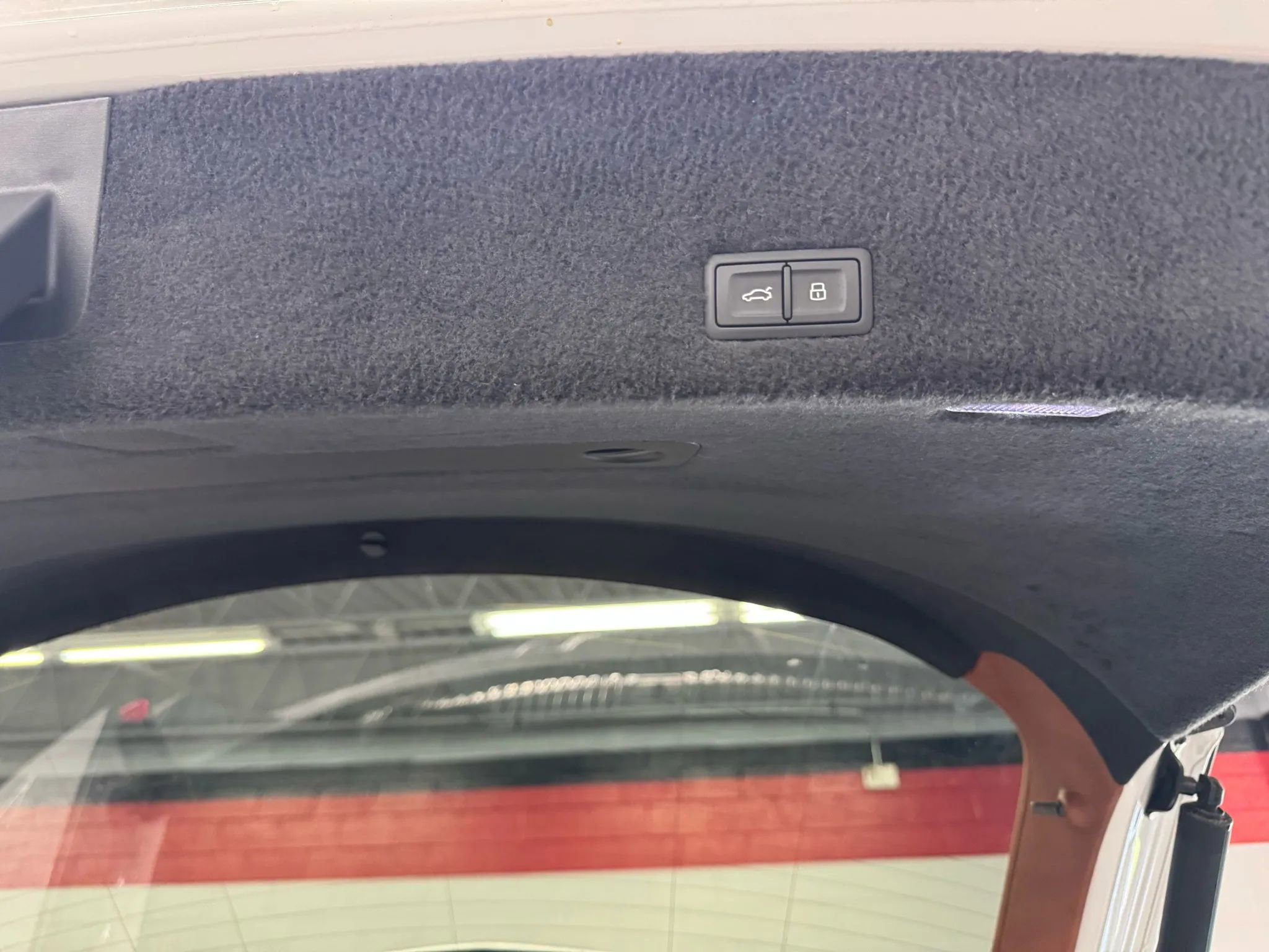 Used 2021 Lamborghini Urus image 29