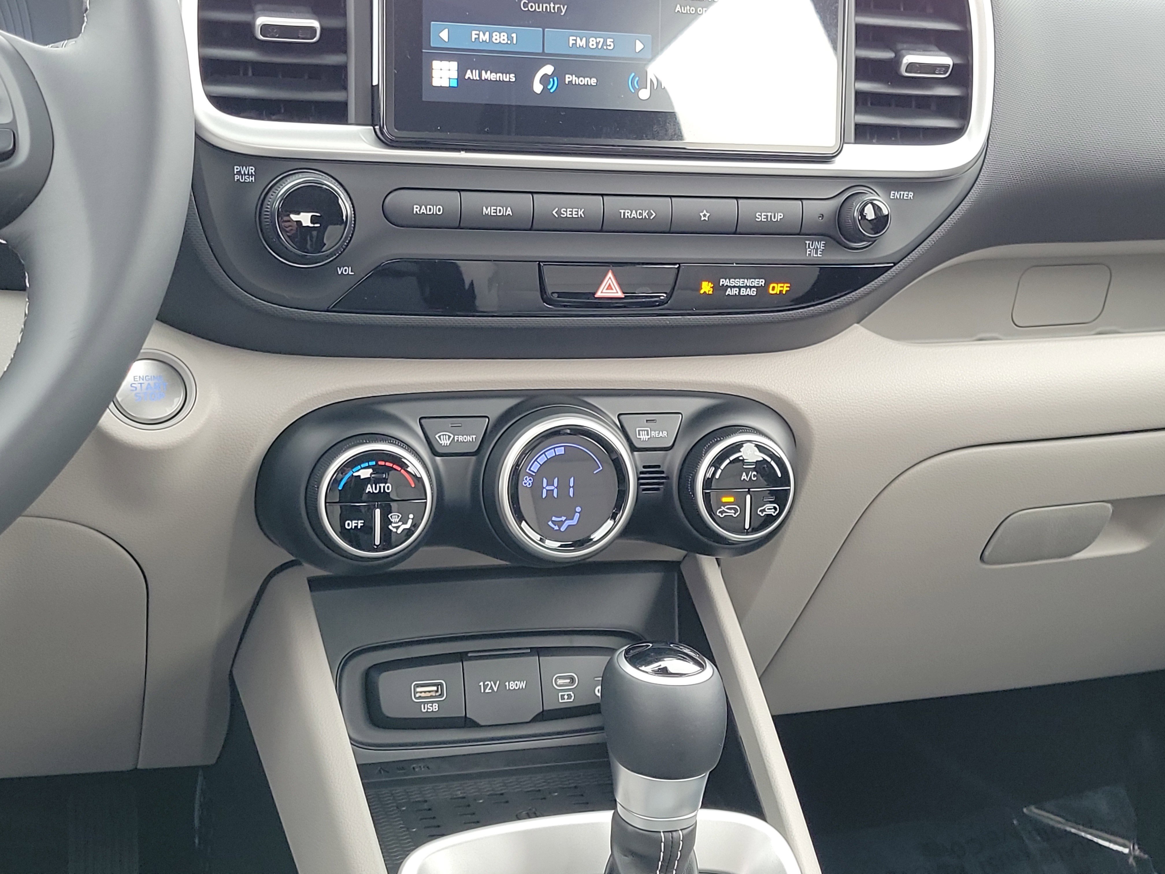 New 2026 Hyundai Venue SEL image 11