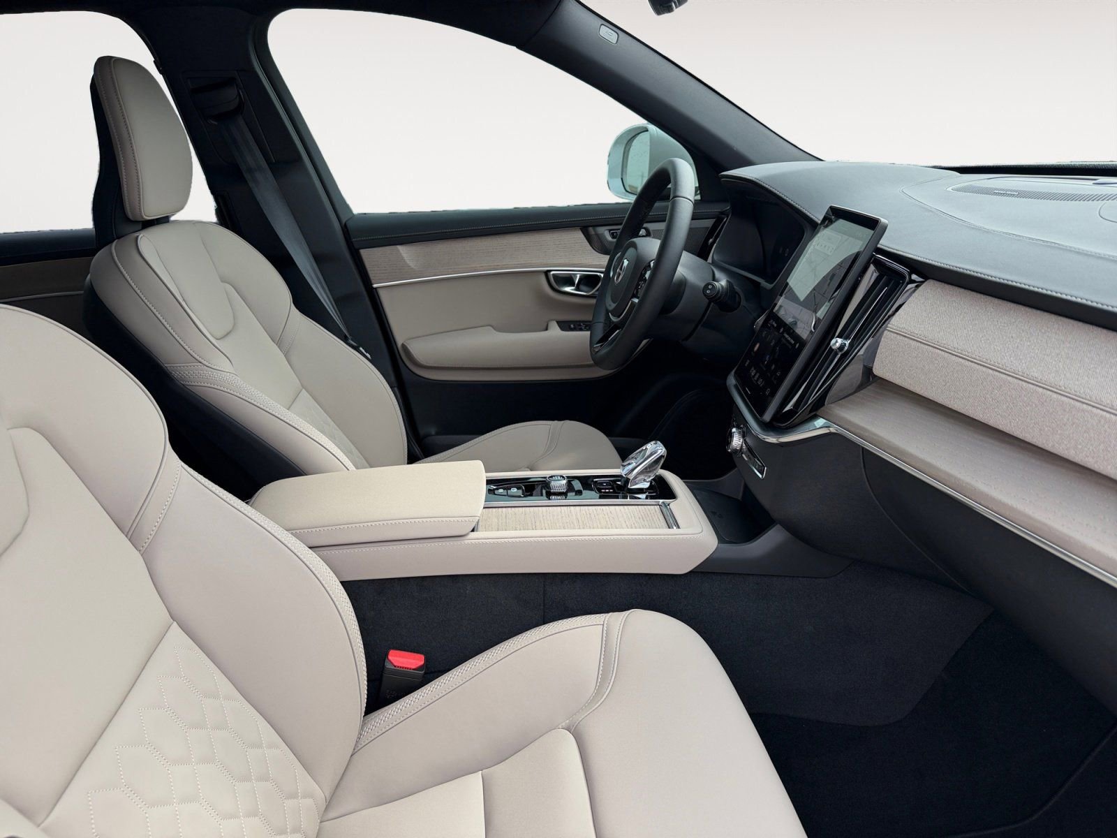 New 2026 Volvo XC90 T8 Plus image 15