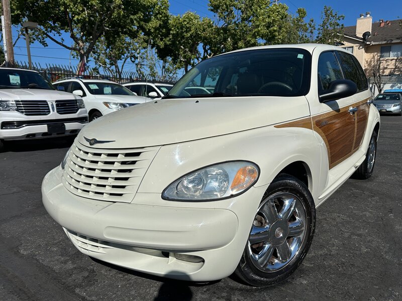 Used 2004 Chrysler PT Cruiser Limited FWD image 1