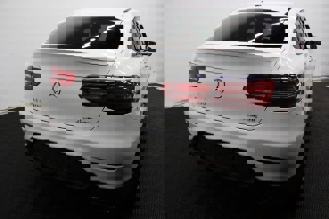 Used 2018 Mercedes-Benz GLC 300 4MATIC w/ AMG Line image 6