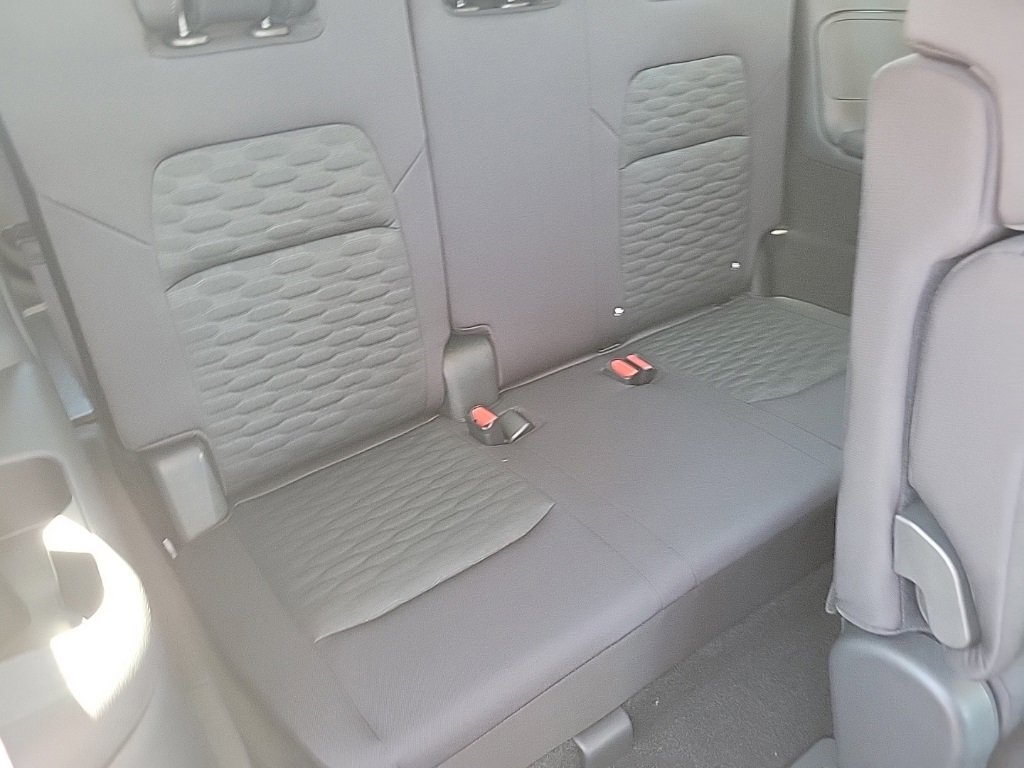 New 2025 Nissan Pathfinder SV w/ Cargo Package image 39