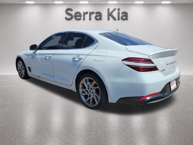 Used 2022 Genesis G70 2.0T RWD image 3