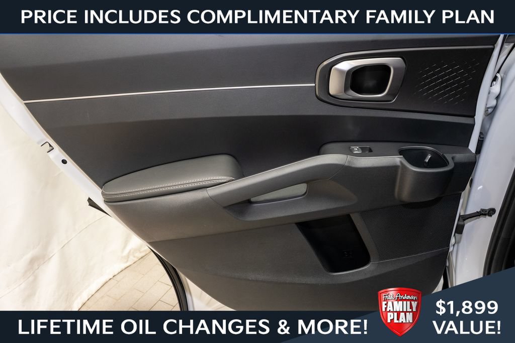 New 2026 Kia Sorento S w/ S Panoramic Sunroof Package FWD image 12