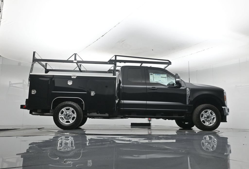 New 2026 Ford F350 XLT w/ FX4 Off-Road Package AWD/4WD image 7