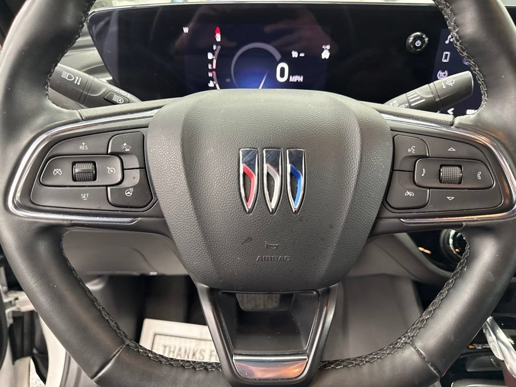 Used 2024 Buick Envista Sport Touring w/ Convenience I Package FWD image 25