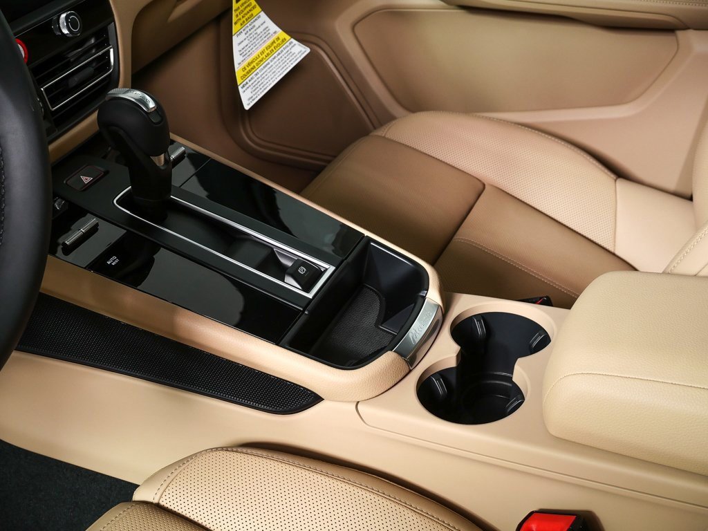 New 2026 Porsche Macan image 19