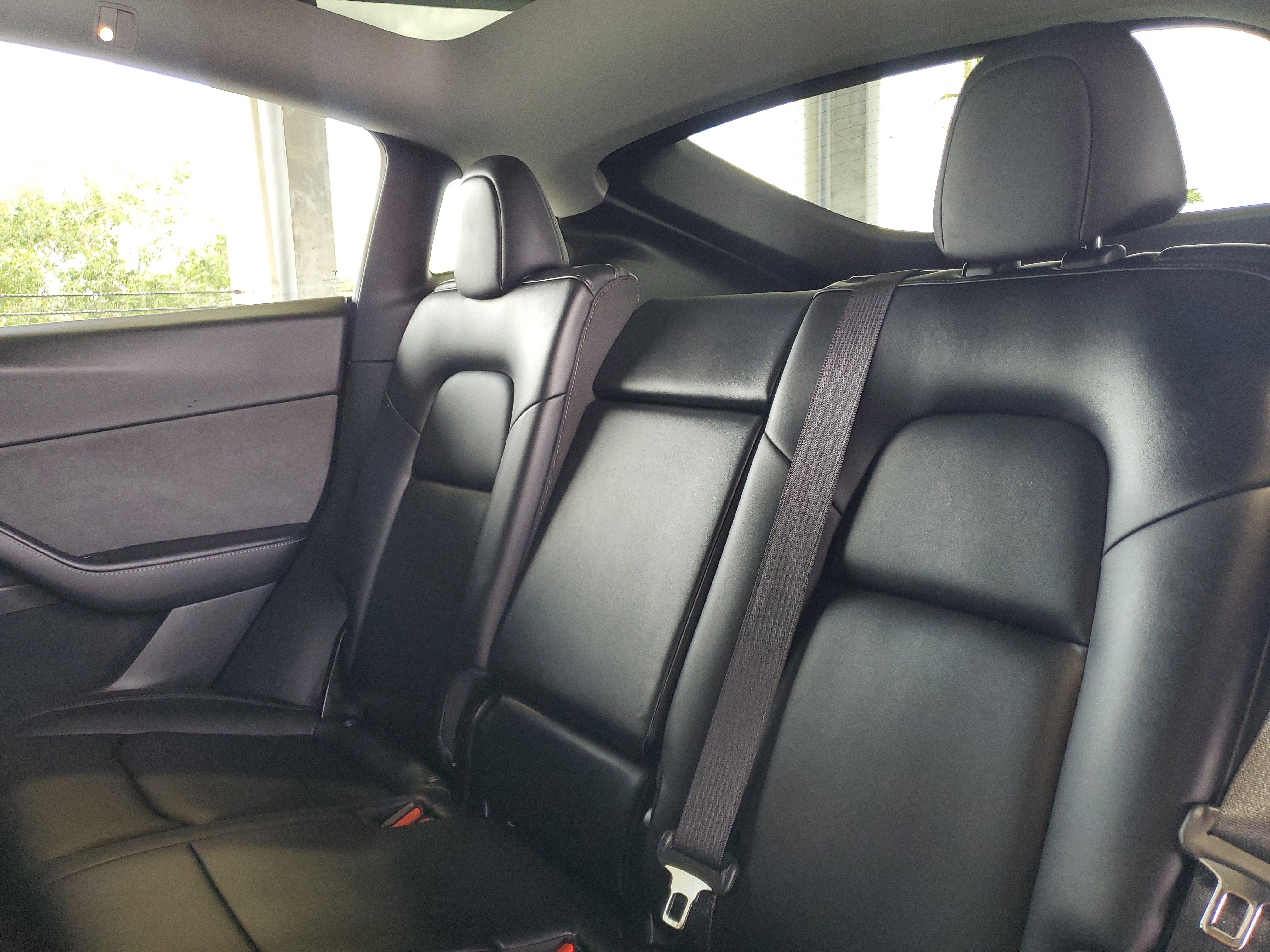 Used 2021 Tesla Model Y Long Range image 7