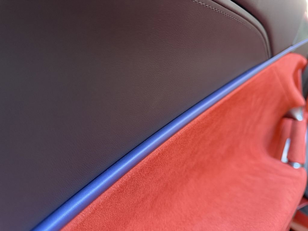 Used 2025 Ferrari Roma Spider image 30