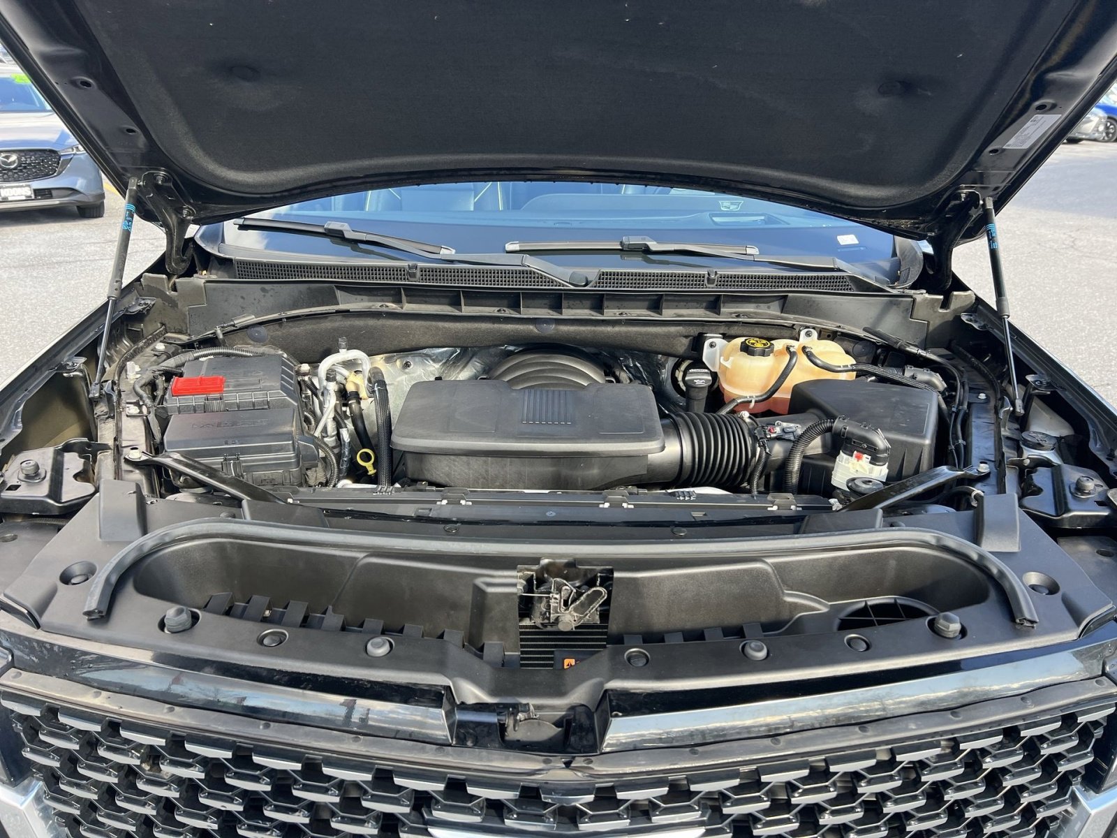 Used 2022 Cadillac Escalade Premium Luxury image 29