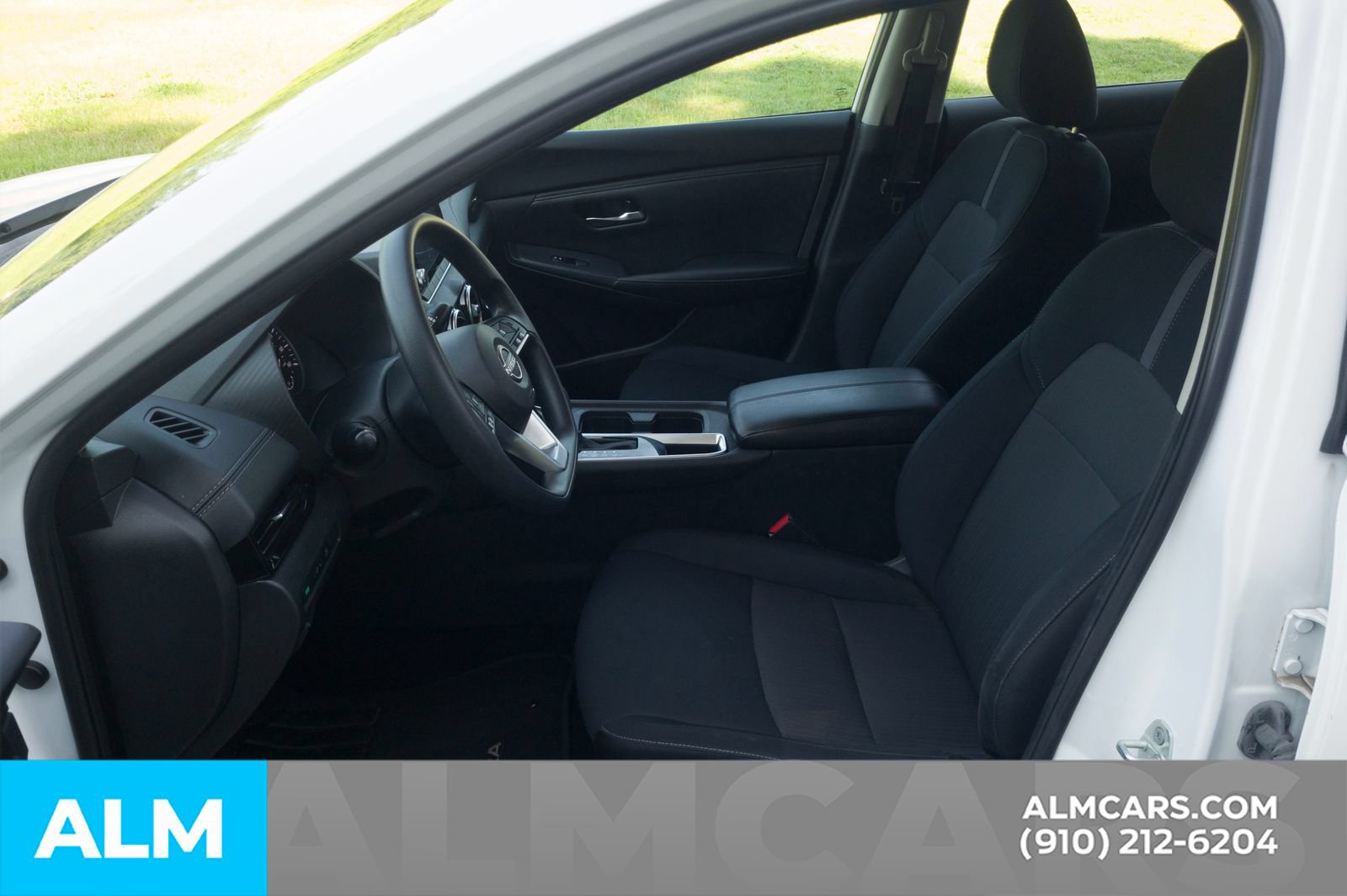 Used 2024 Nissan Sentra SV FWD image 6