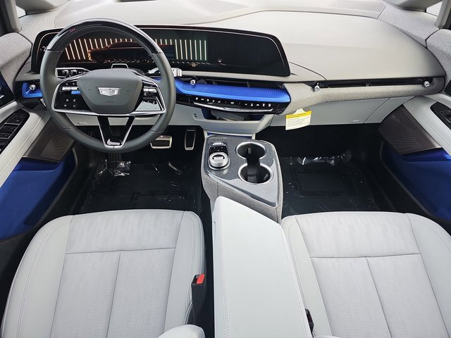 New 2026 Cadillac Optiq Sport 2 image 7