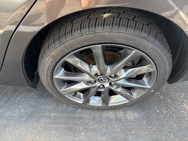 Used 2018 MAZDA MAZDA3 Touring FWD image 12