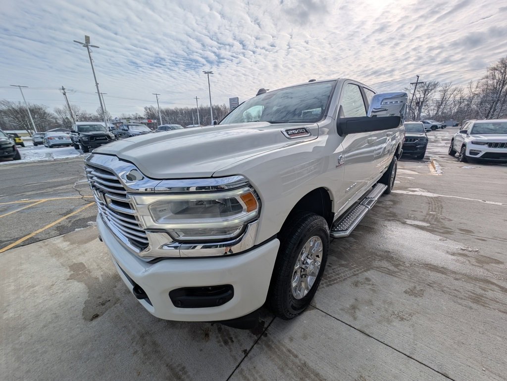 Used 2024 RAM 2500 Laramie image 8