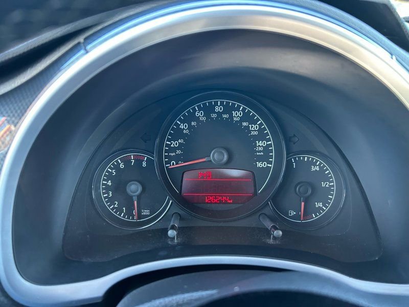 Used 2012 Volkswagen Beetle 2.0T image 13