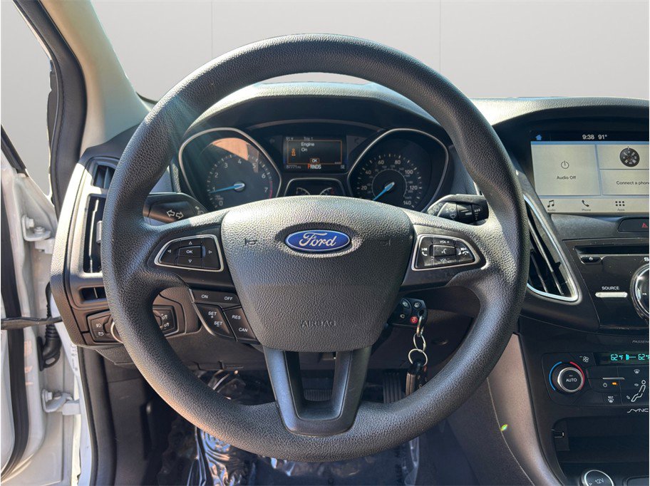 Used 2017 Ford Focus SEL image 19