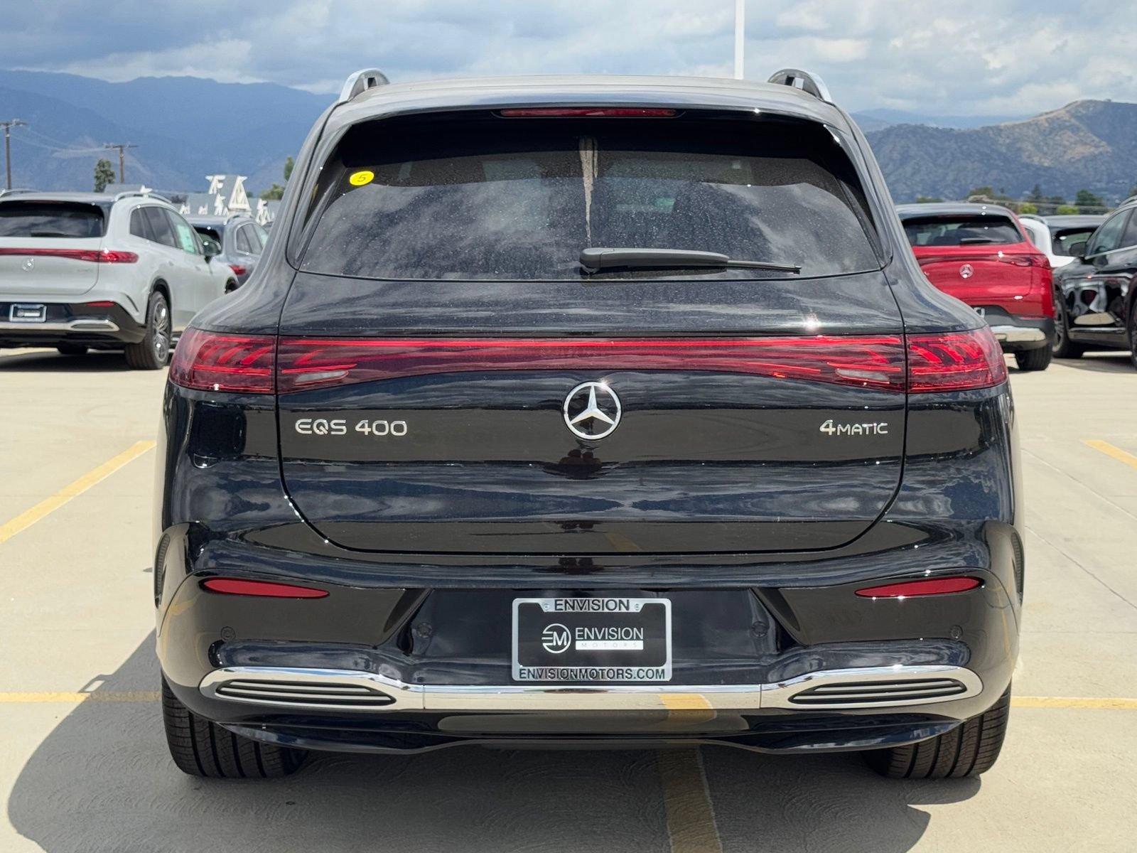 New 2026 Mercedes-Benz EQS 400 4MATIC SUV image 8