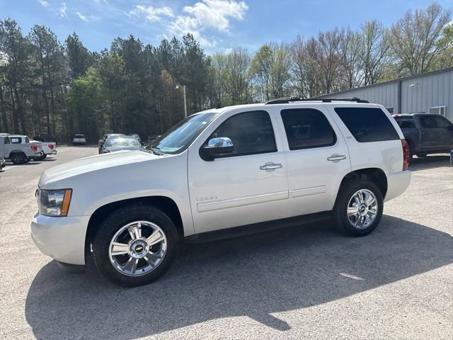 Used 2010 Chevrolet Tahoe LTZ image 3