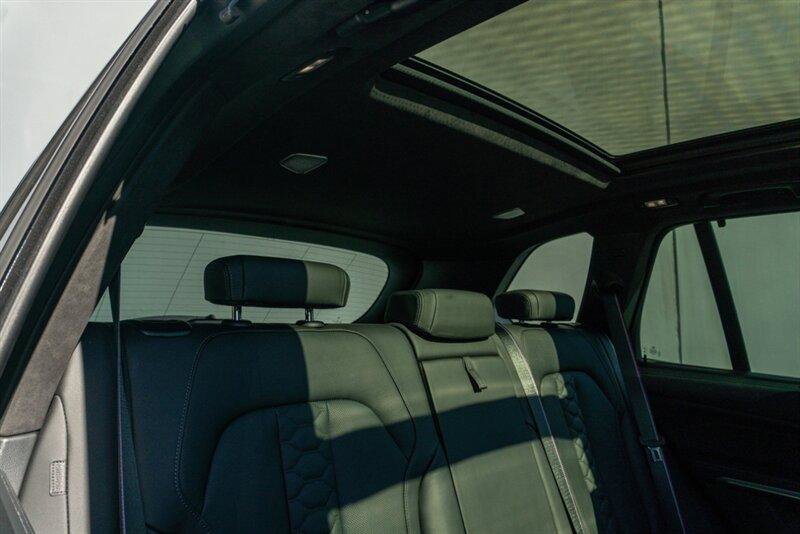 Used 2025 BMW X5 M Competition w/ Executive Package image 14