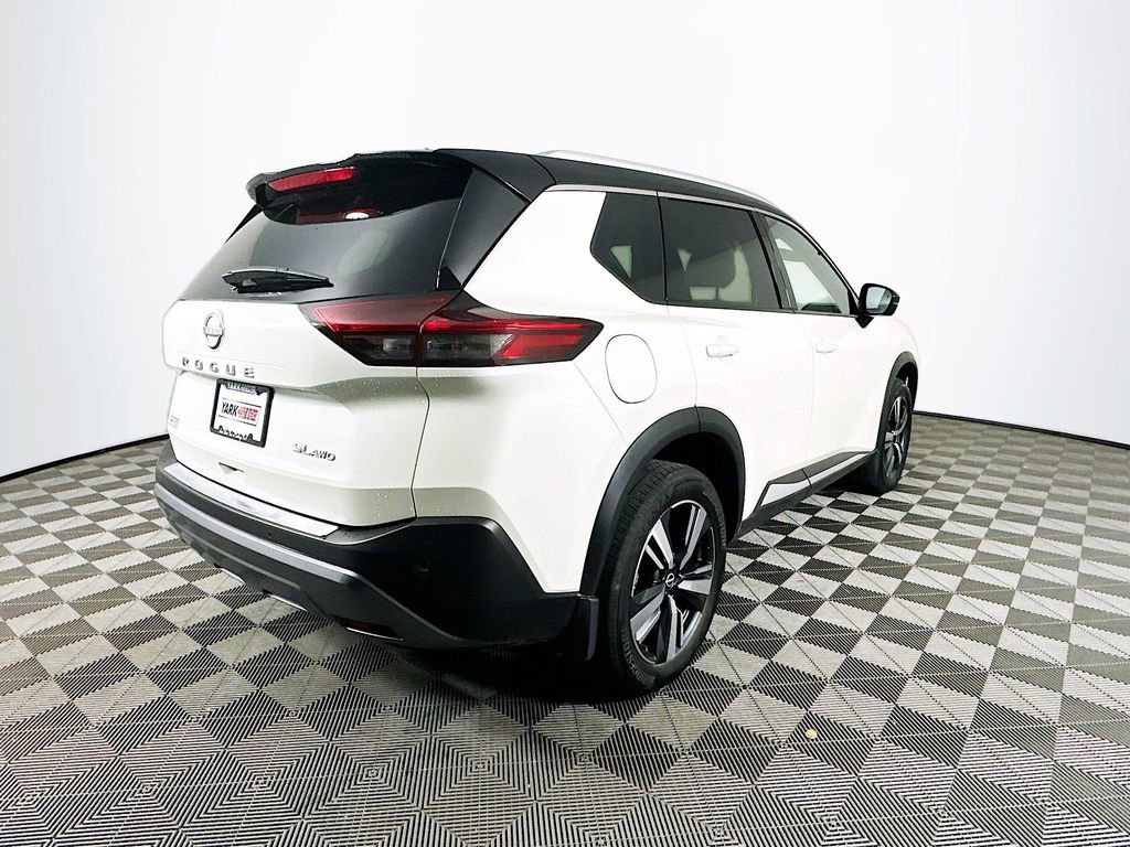 Certified 2023 Nissan Rogue SL image 12