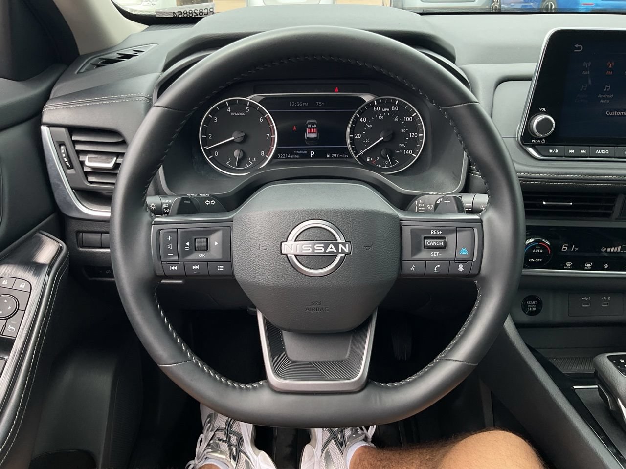 Used 2025 Nissan Rogue SV FWD image 26