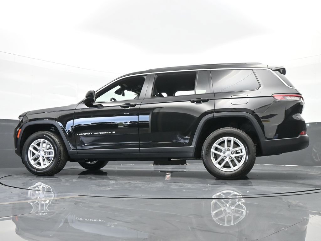 Used 2024 Jeep Grand Cherokee L Laredo w/ Luxury Tech Group I image 50