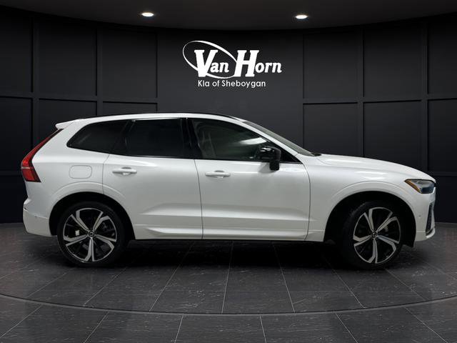 Used 2025 Volvo XC60 B5 Ultra w/ Protection Package Premier image 2