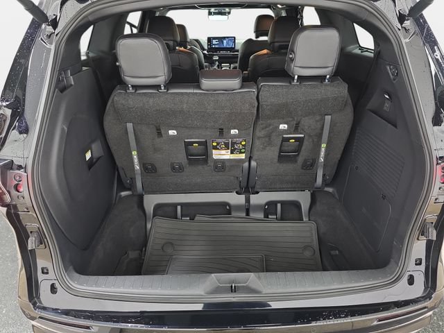 Certified 2026 Toyota Sienna Platinum AWD/4WD image 32