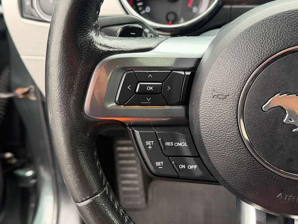 Used 2016 Ford Mustang Premium RWD image 15
