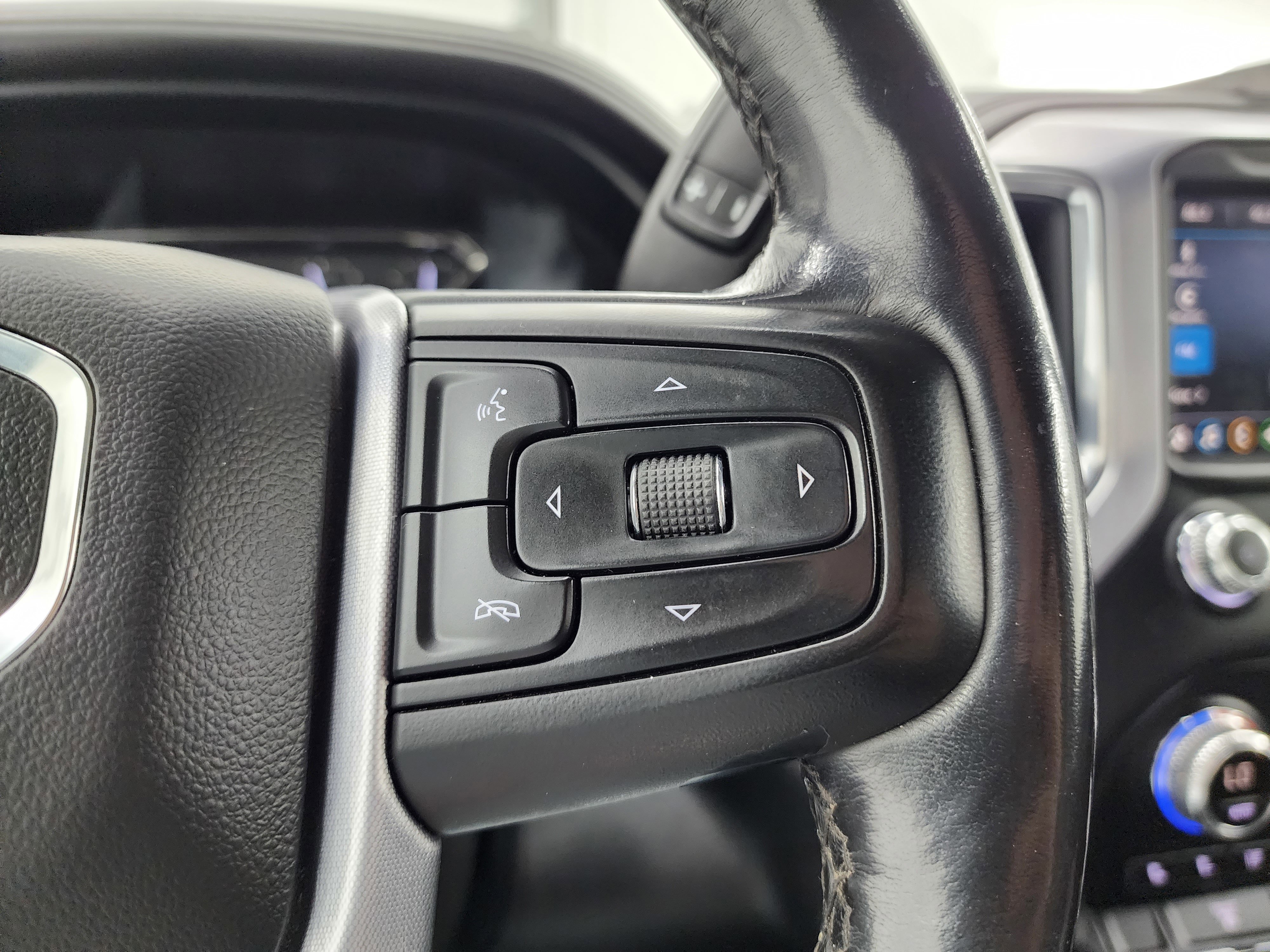 Used 2022 GMC Sierra 2500 SLT w/ LPO, GMC Protection Package image 14