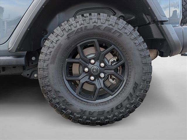 Used 2024 Jeep Wrangler Willys AWD/4WD image 22