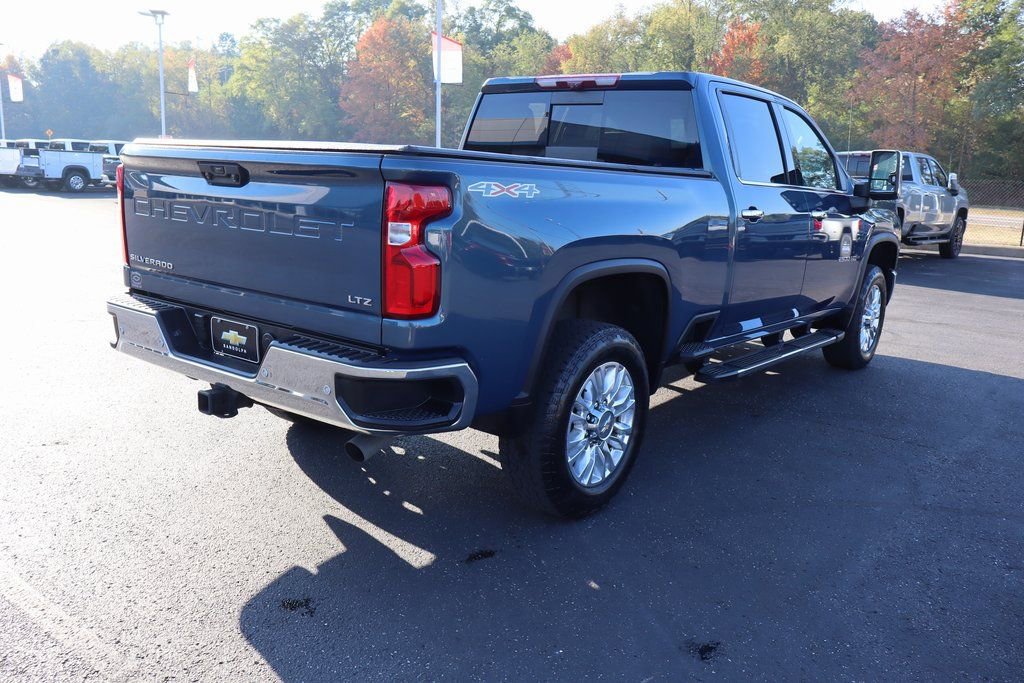Used 2024 Chevrolet Silverado 2500 LTZ w/ LTZ Premium Package image 31