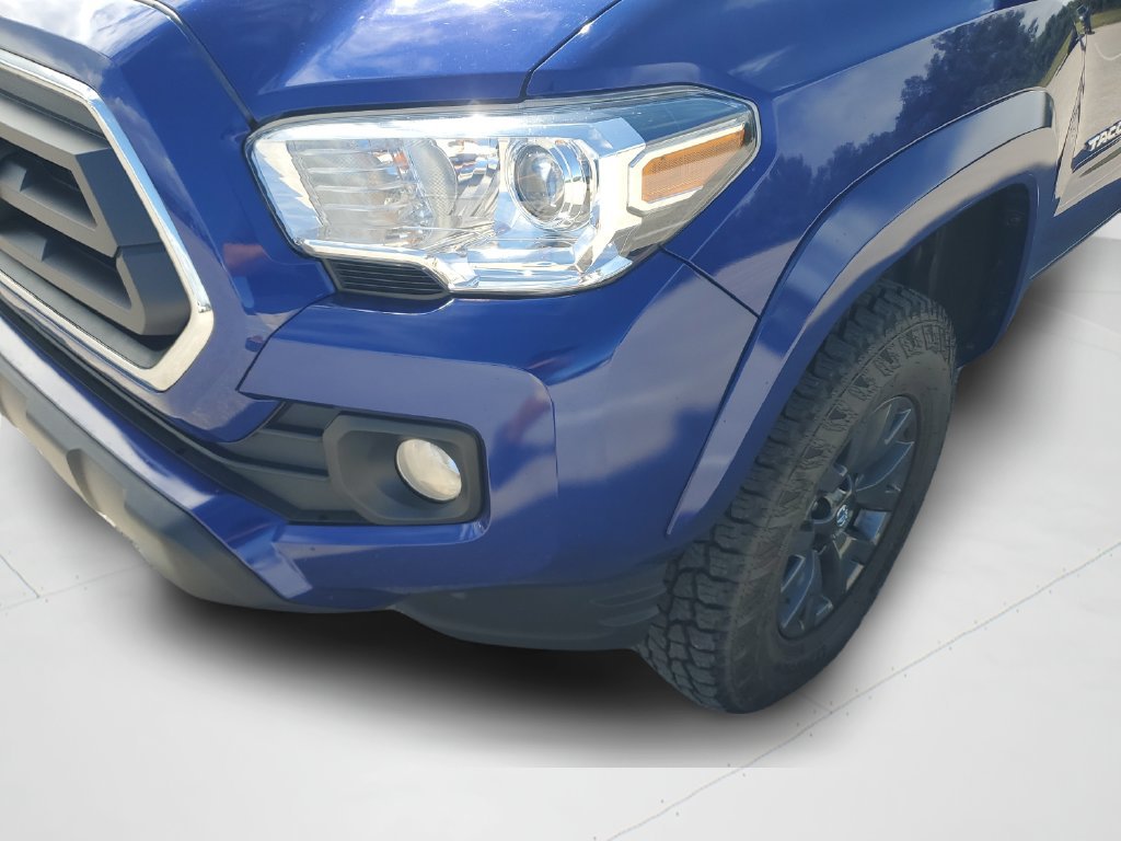 Used 2023 Toyota Tacoma SR5 AWD/4WD image 23