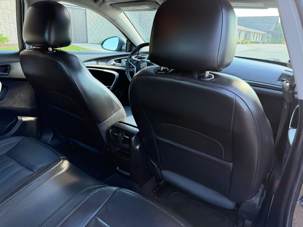 Used 2014 Buick Regal FWD image 28