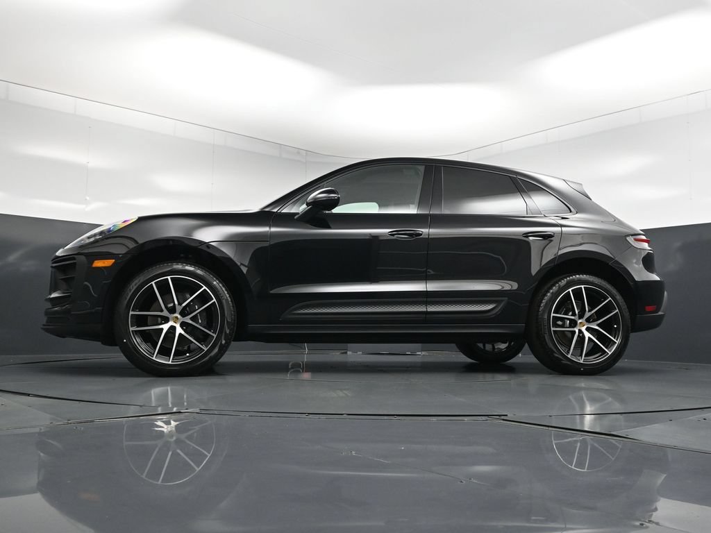 New 2026 Porsche Macan AWD/4WD image 27